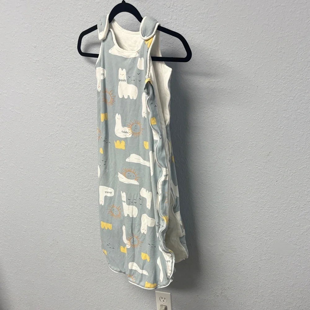 Adorable 18-36 mo Double Zipper Sleep Sack in Blue w White Llamas, GUC